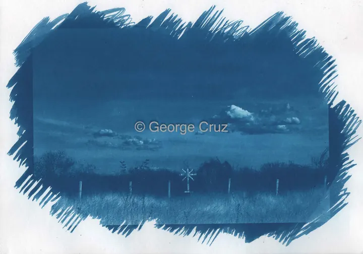 Tinha Essa Cruz na Beira da Estrada, em cianotipia